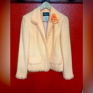 Brand: Sag Harbor Size: 8
Material: Shell: 96% Acrylic 4% Nylon